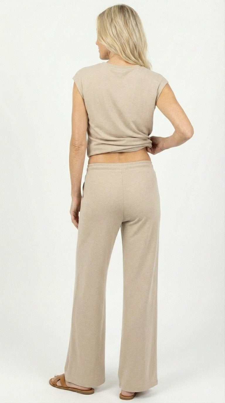 The Signature Set™ - Casual Chic Two-Piece Set