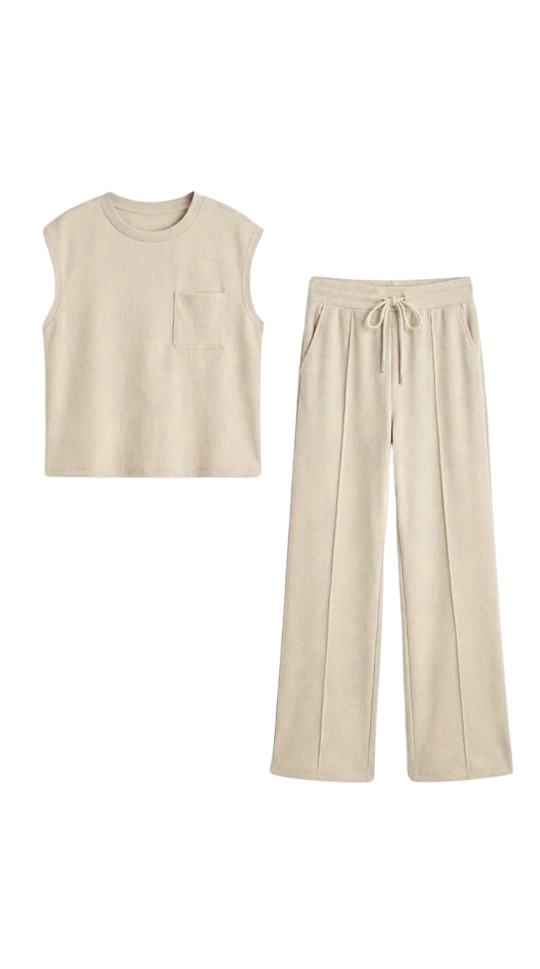 The Signature Set™ - Casual Chic Two-Piece Set